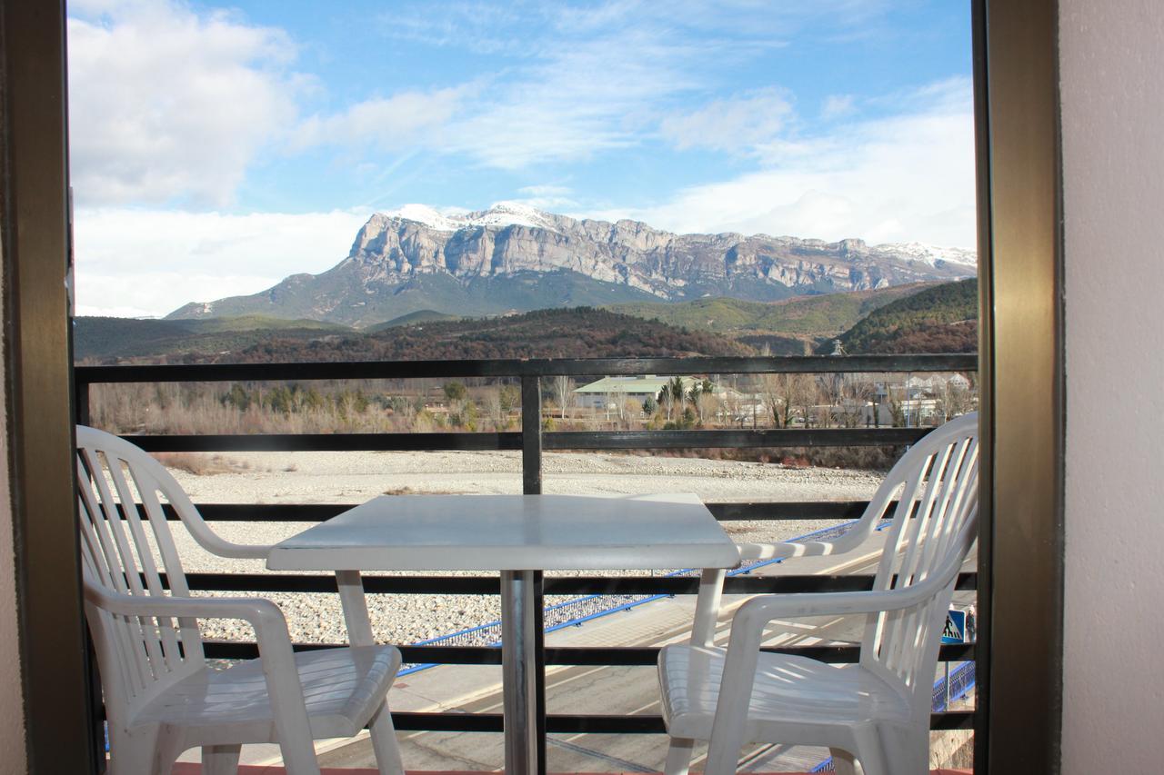 Apartamento Ainsa Pirineo المظهر الخارجي الصورة